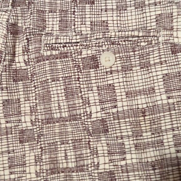 Volcom Juniors Size 9 Abstract Short Shorts - Picture 5 of 11